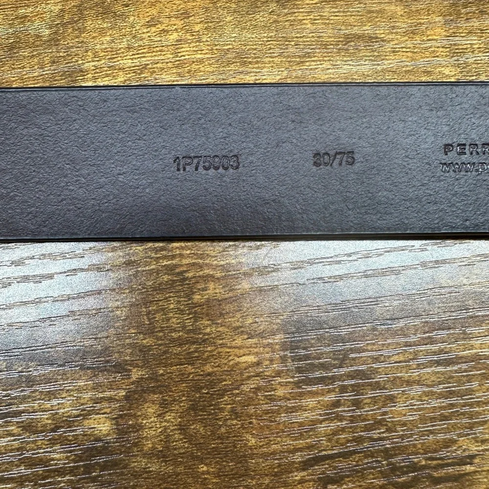 NEW Perry Ellis Mens Brown Genuine Leather Belt Size 30 Textured Silver 1P75003